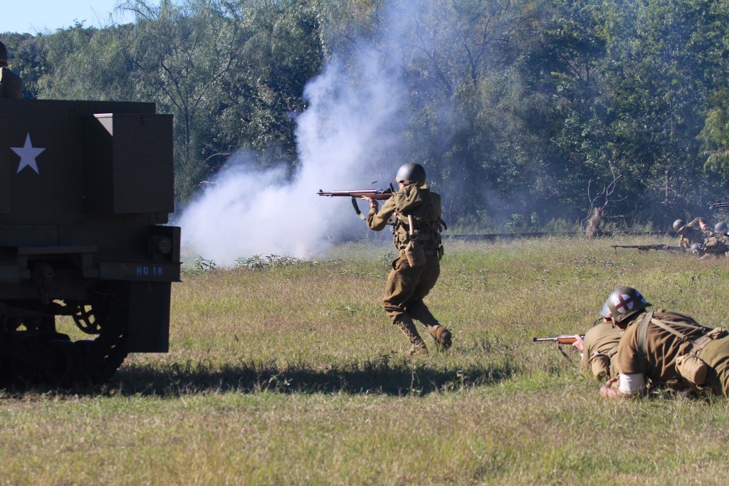 Americans Advance on fortified locations 