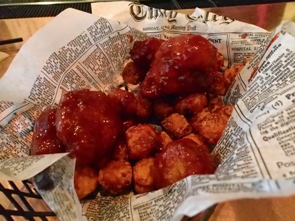 Boneless wings and Tots at the Park 